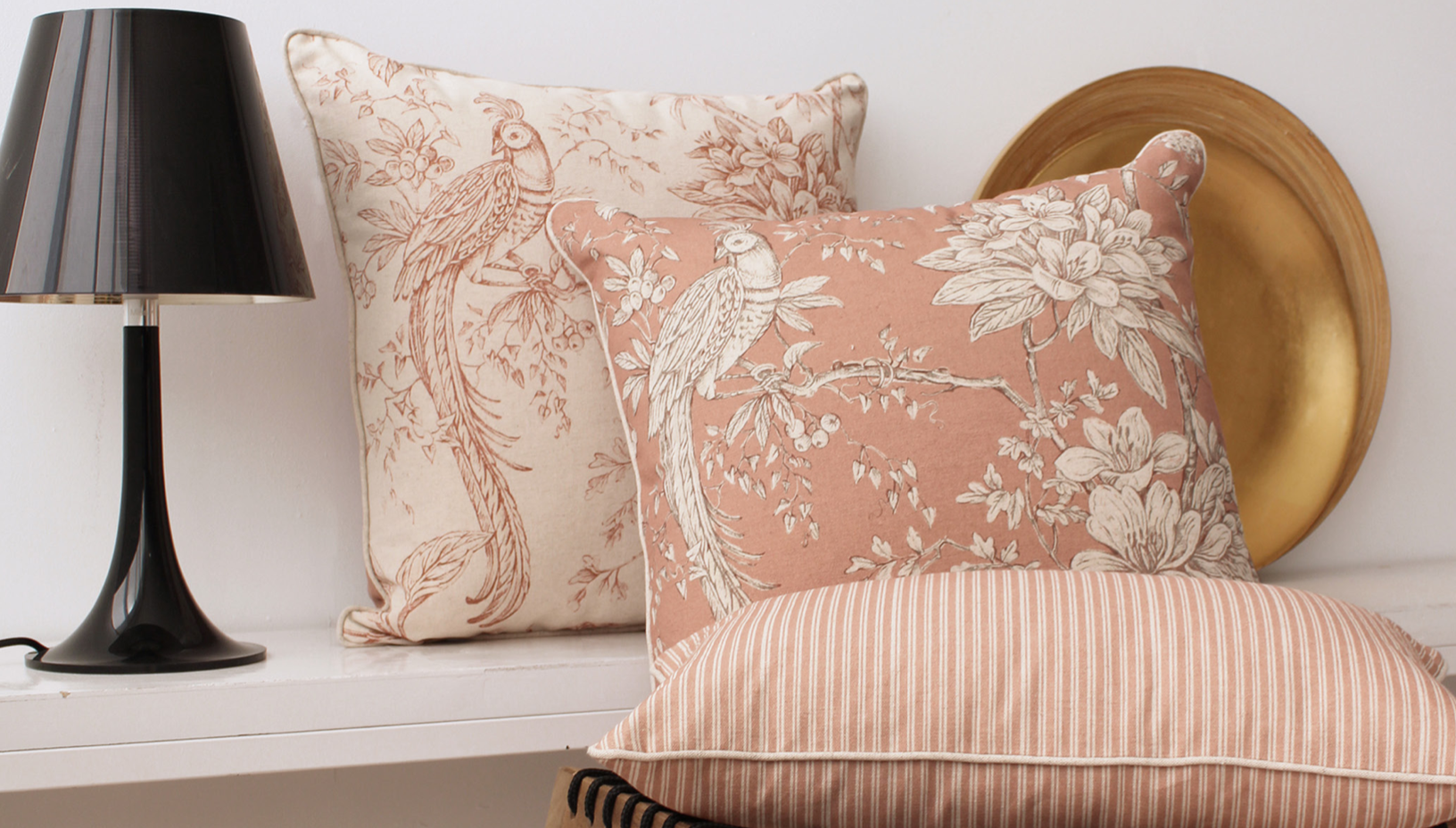 Pink linen cushions