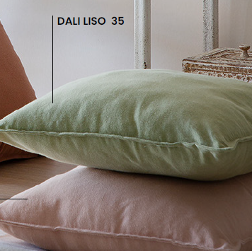 Green stonewashed pillow 50x50cm 